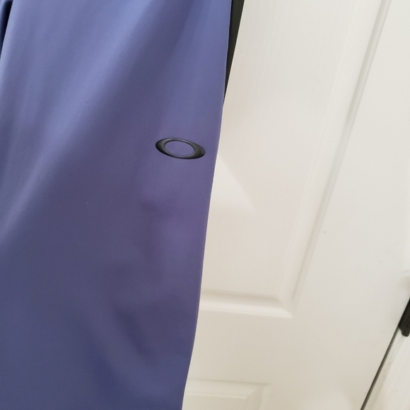 Oakley size Small - Picture 4 of 12